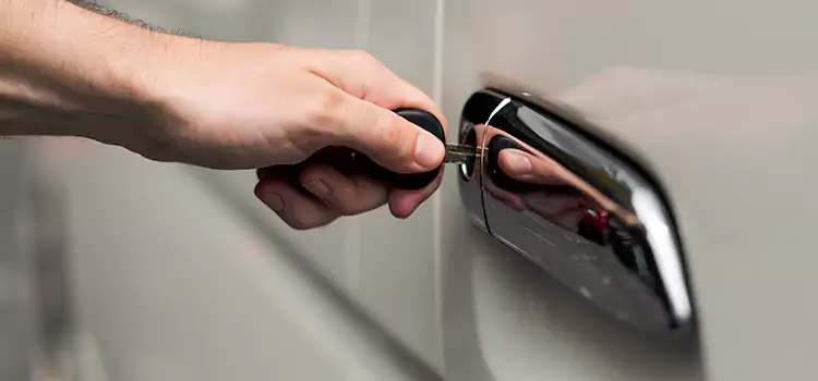Why Choose Our Auto Locksmith Team in Waltham, MA?